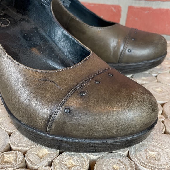 Dansko Fanny Studded Gray and Brown Taupe Maryjane Wedge 9.5 - Picture 5 of 16